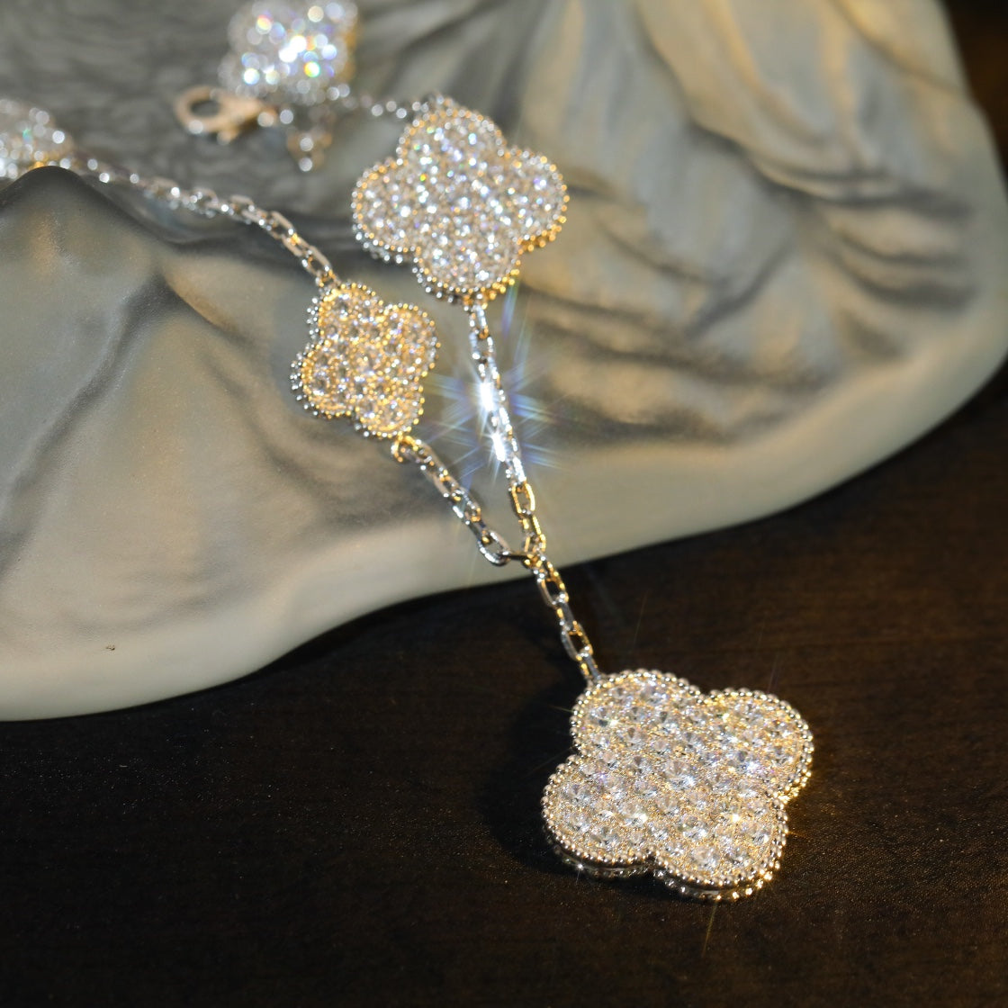 [Plus&Max]CLOVER BRACELET 5 MOTIF SILVER DIAMOND PAVED