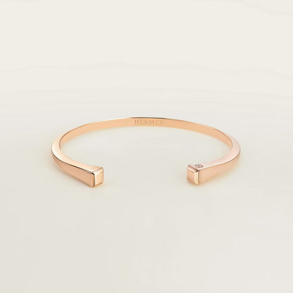 [Plus&Max]CLOU DE FORGE SQUARE CONE STUDS OPEN CUFF ONE SIZE