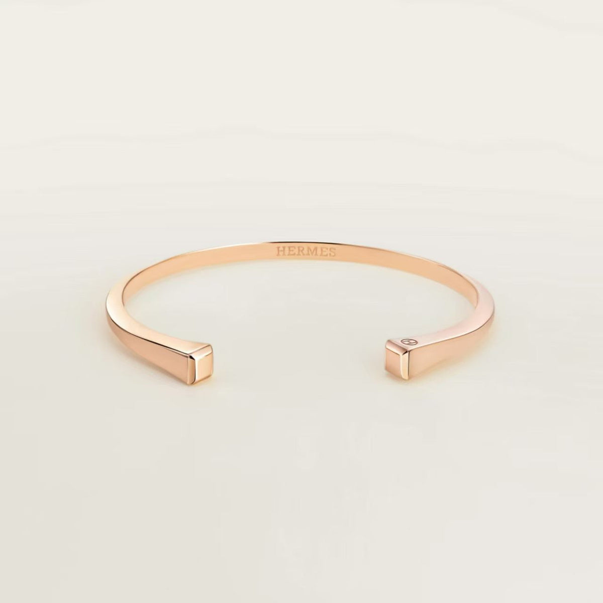 [Plus&Max]CLOU DE FORGE SQUARE CONE STUDS OPEN CUFF ONE SIZE