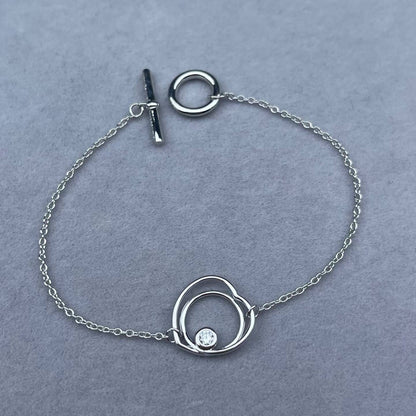 [Plus&Max]HOLLOW HEART SINGLE DIAMOND BRACELET