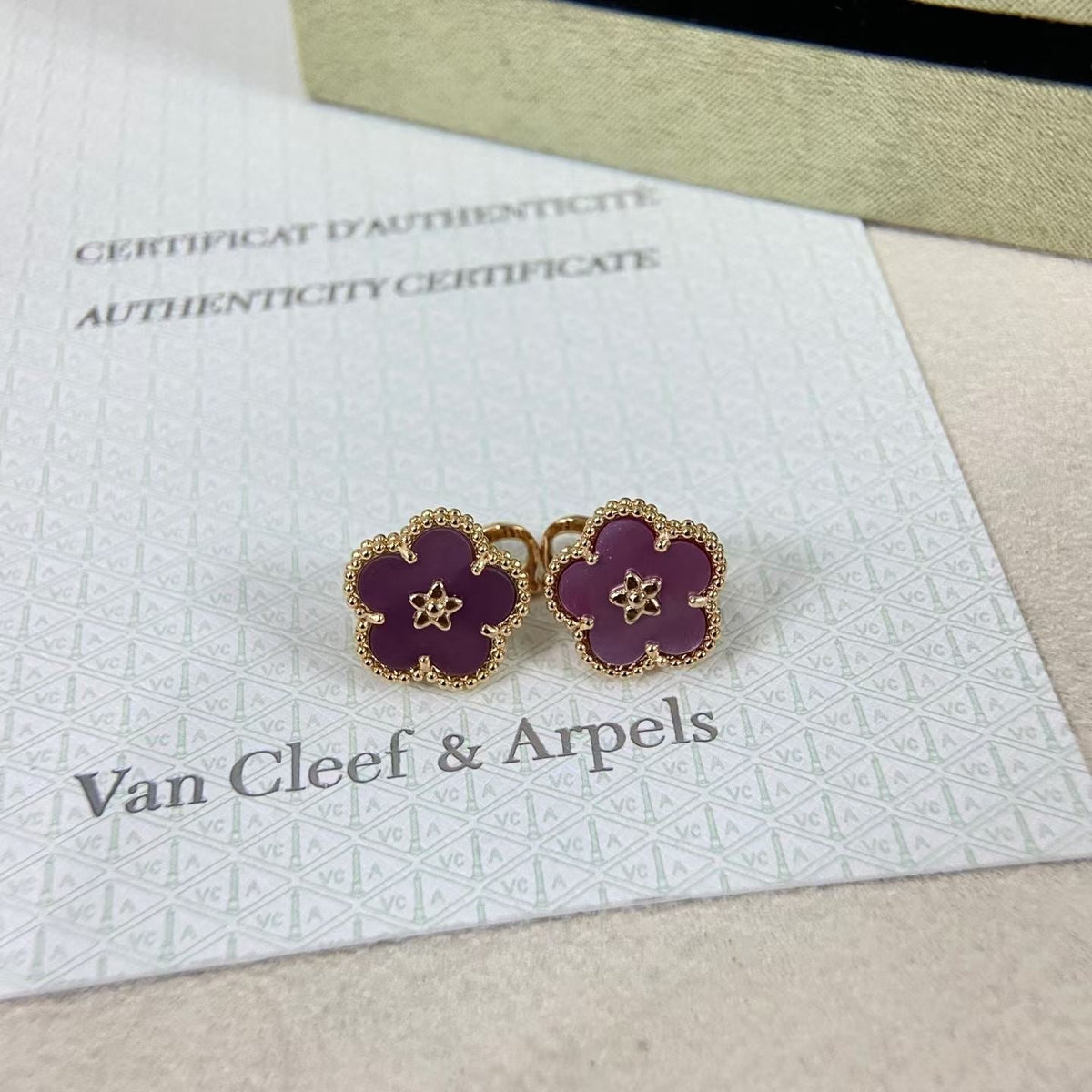 [Plus&Max]NEW PURPLE PLUM FRAGRANCE PLUM BLOSSOM GOLD EARRINGS