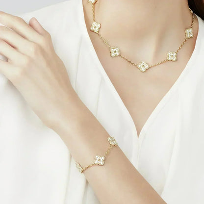 [Plus&Max]LUCKY CLOVER 5-MOTIF BRACELET - FULL-DIAMOND