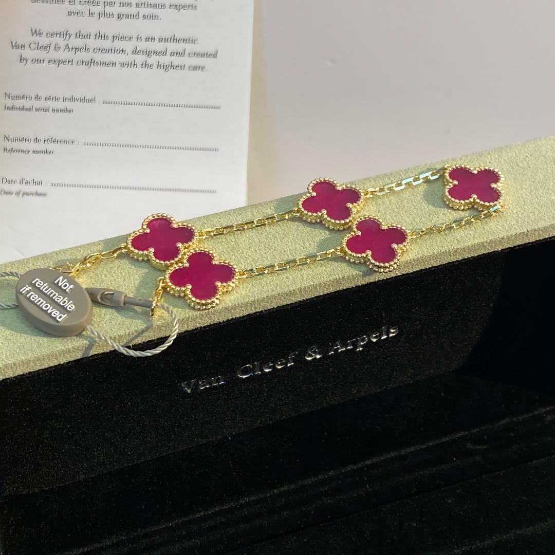 [Plus&Max]NEW CLOVER 5 MOTIFS PINK ENAMEL BRACELET