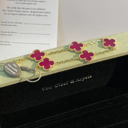 [Plus&Max]NEW CLOVER 5 MOTIFS PINK ENAMEL BRACELET