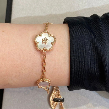 [Plus&Max]LUCKY SPRING 5 MOTIF BRACELET