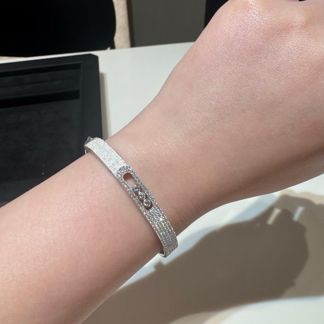 [Plus&Max]Move Noa Ciselé half pavé bangle
