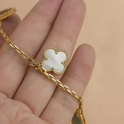 [Plus&Max]LUCKY SPRING 5 MOTIF GOLD BRACELET