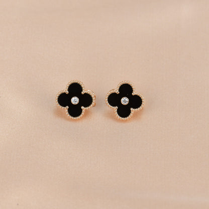 [Plus&Max]CLOVER MEDIUM 1 MOTIFS ONYX DIAMOND EARRINGS
