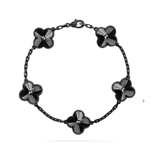 [Plus&Max]CLOVER 5 MOTIF BLACK BRACELET