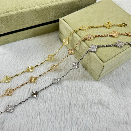 [Plus&Max]CLOVER 6 MOTIF DIAMOND LASER BRACELET