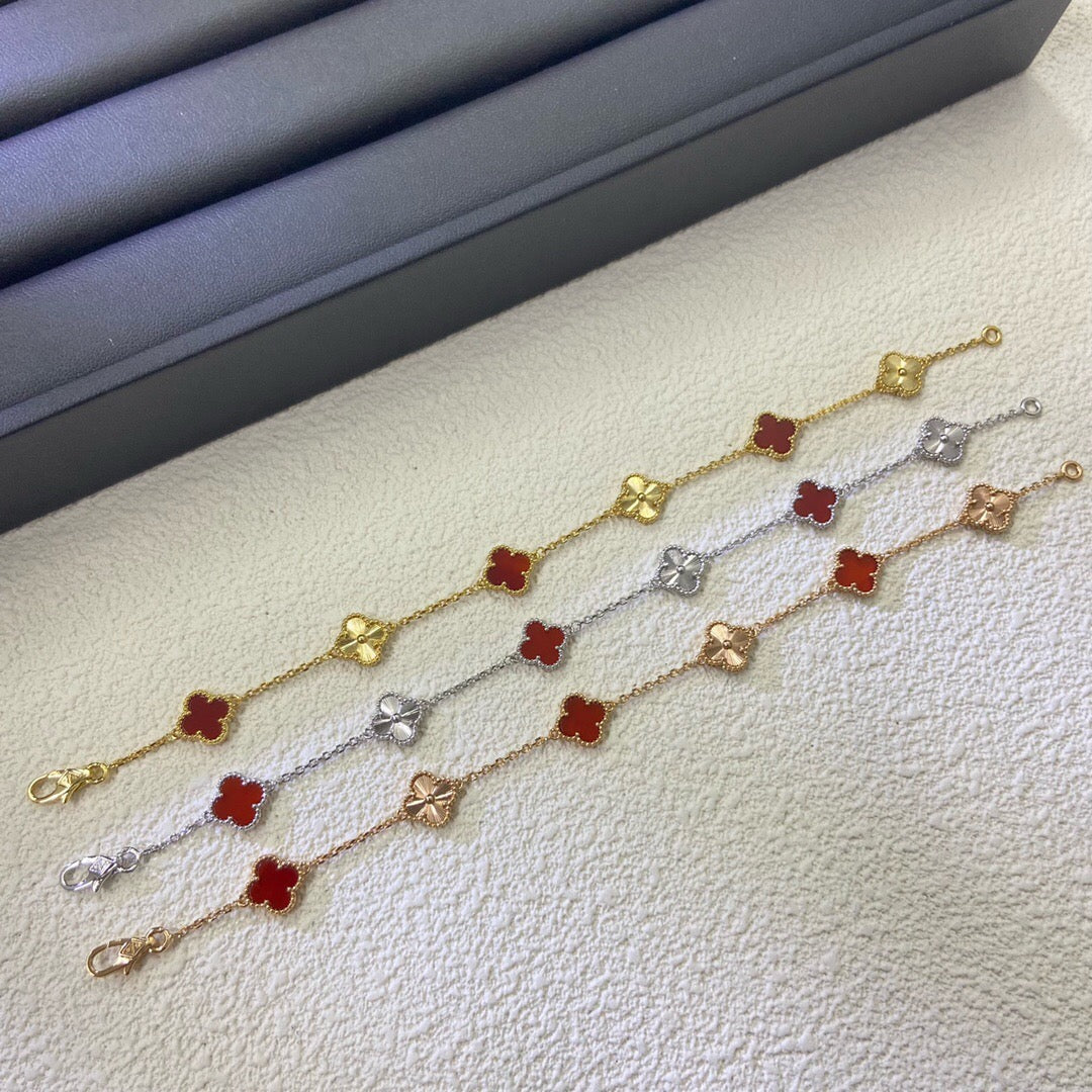 [Plus&Max]CLOVER 6 MOTIF RED AGATE LASER BRACELET