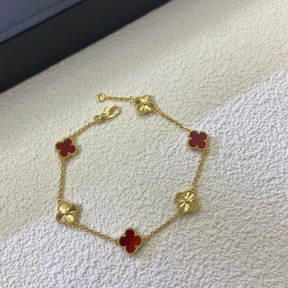 [Plus&Max]CLOVER 6 MOTIF RED AGATE LASER BRACELET