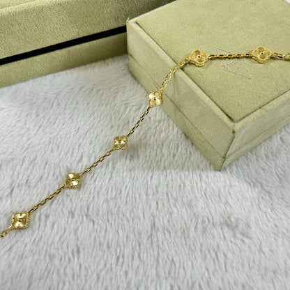 [Plus&Max]CLOVER 6 MOTIF DIAMOND BRACELET