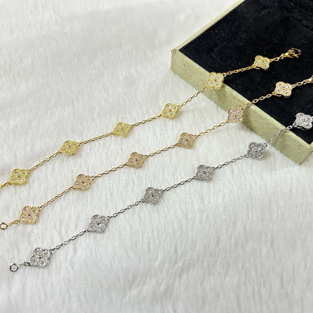 [Plus&Max]CLOVER 6 MOTIF DIAMOND BRACELET