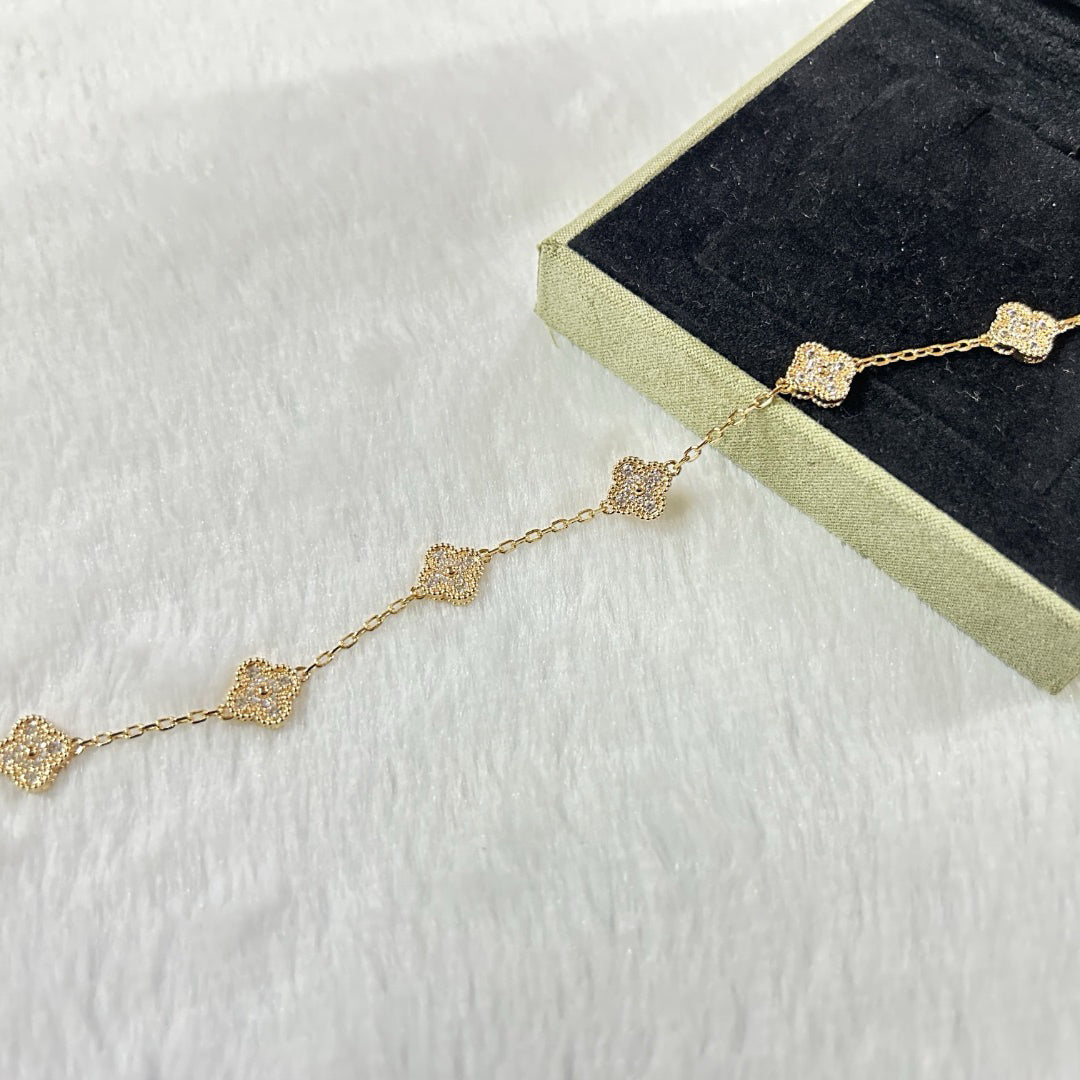 [Plus&Max]CLOVER 6 MOTIF DIAMOND BRACELET