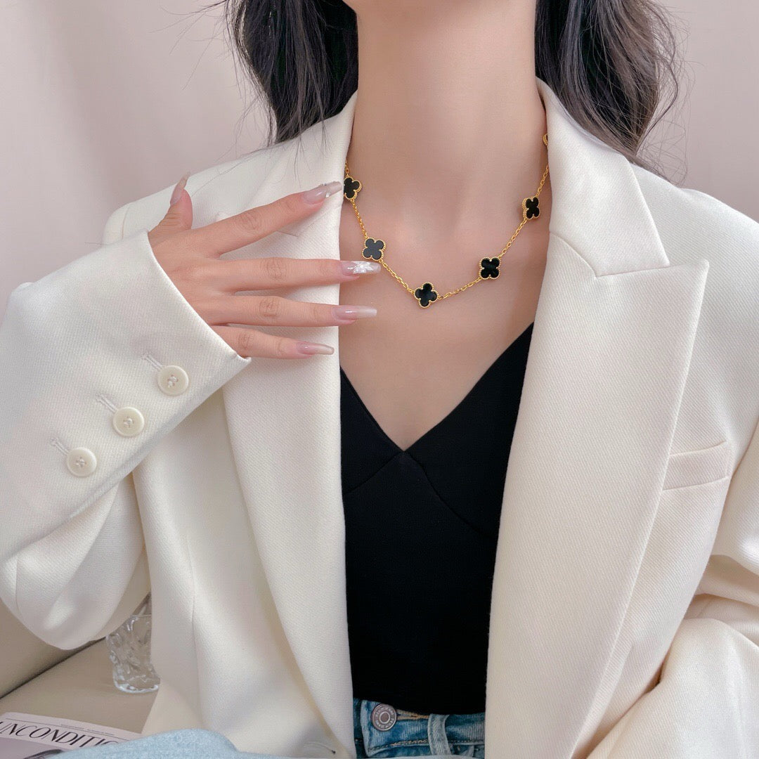 [Plus&Max]CLOVER 10 MOTIFS ONYX NECKLACE