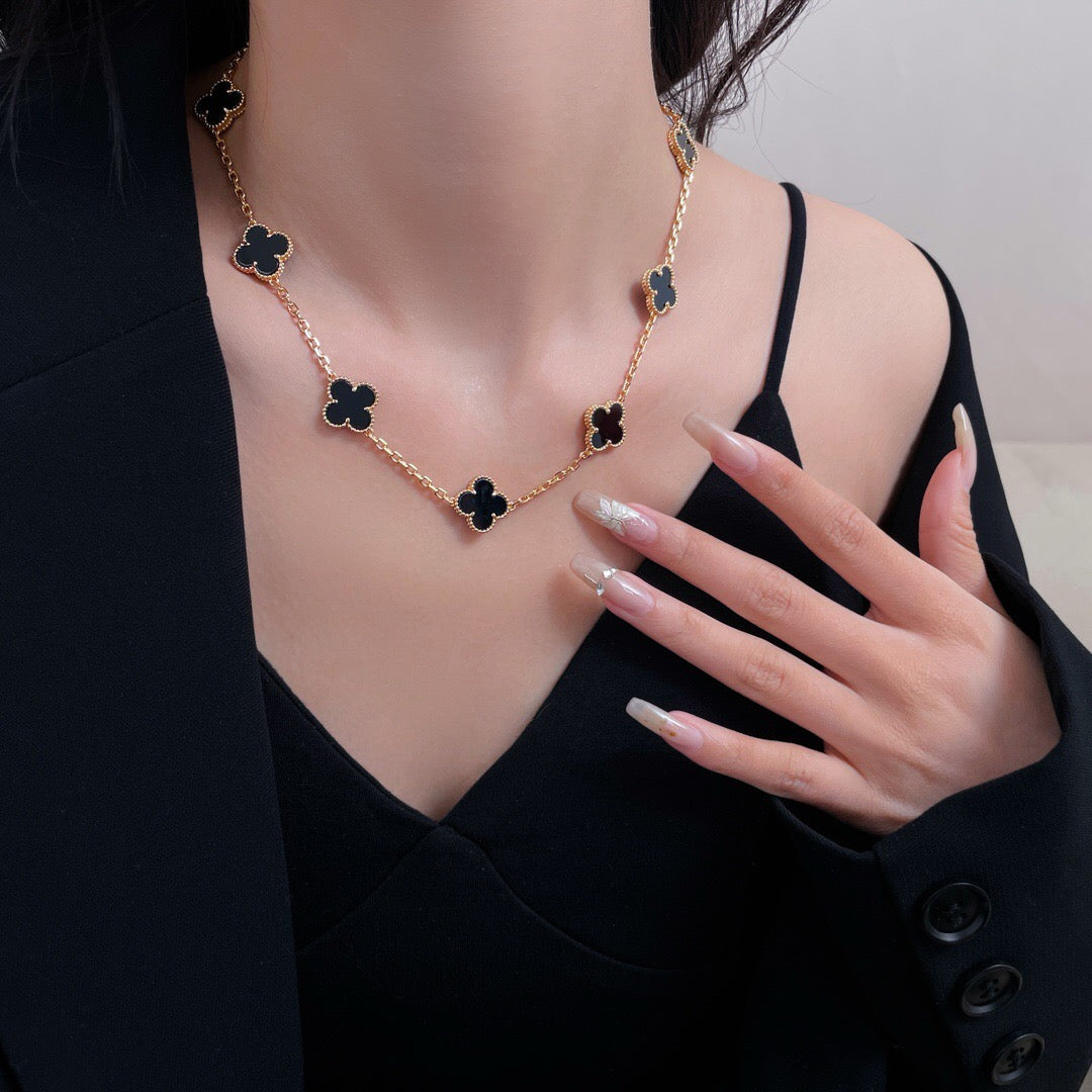 [Plus&Max]CLOVER 10 MOTIFS ONYX NECKLACE