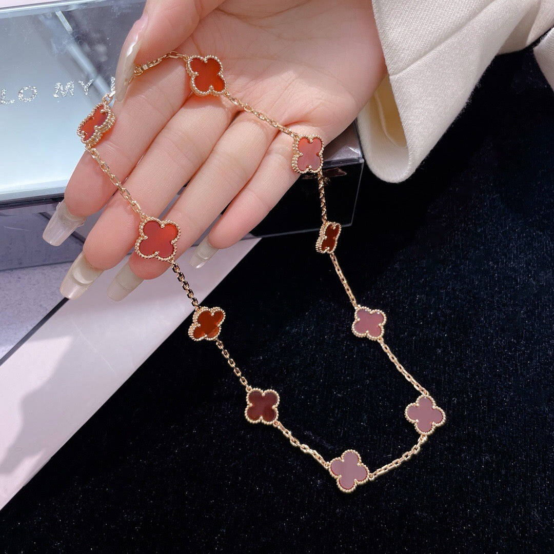 [Plus&Max]CLOVER 10 MOTIFS CARNELIAN NECKLACE