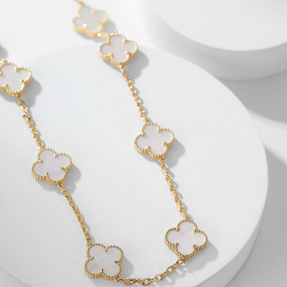 [Plus&Max]CLOVER 10 MOTIFS WHITE MOTHER OF PEARL NECKLACE