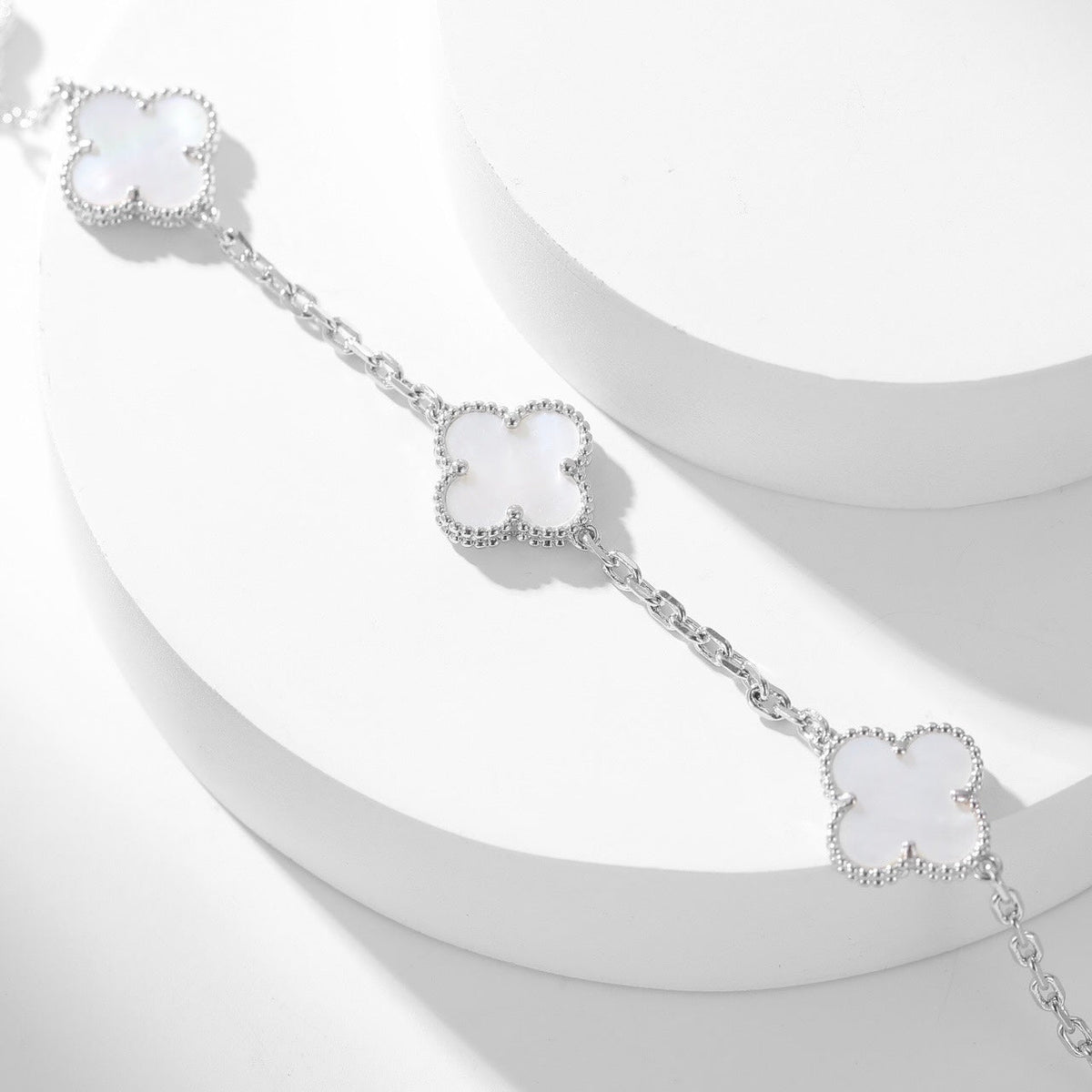 [Plus&Max]CLOVER 10 MOTIFS WHITE MOTHER OF PEARL NECKLACE