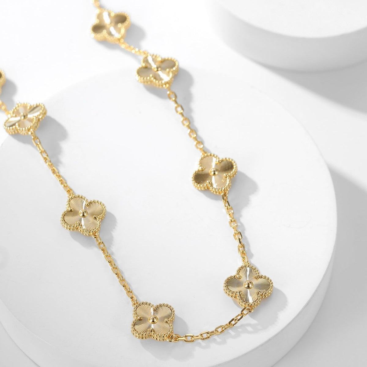 [Plus&Max]CLOVER 10 MOTIFS LASER NECKLACE