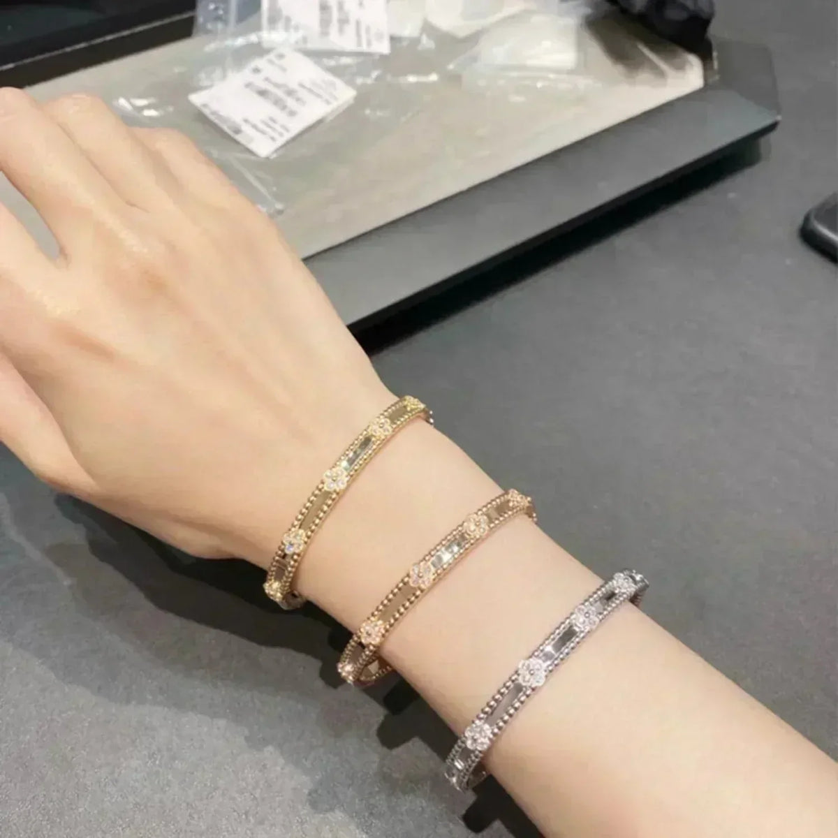 [Plus&Max]CLOVER BRACELET 4MM DIAMONDS