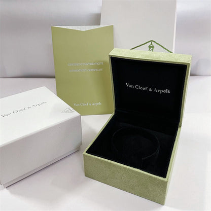 [Plus&Max]CLOVER BRAND JEWELRY BOX