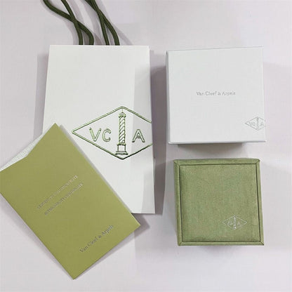 [Plus&Max]CLOVER BRAND JEWELRY BOX