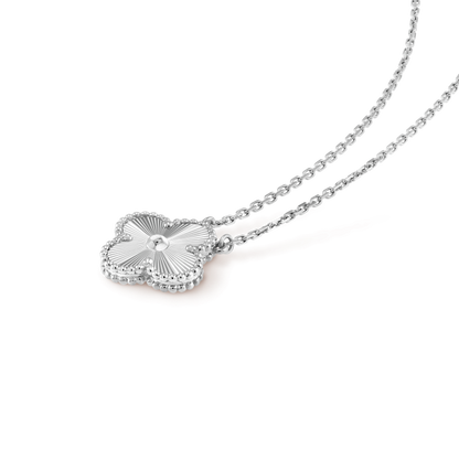 [Plus&Max]CLOVER 15MM LASER NECKLACE SILVER