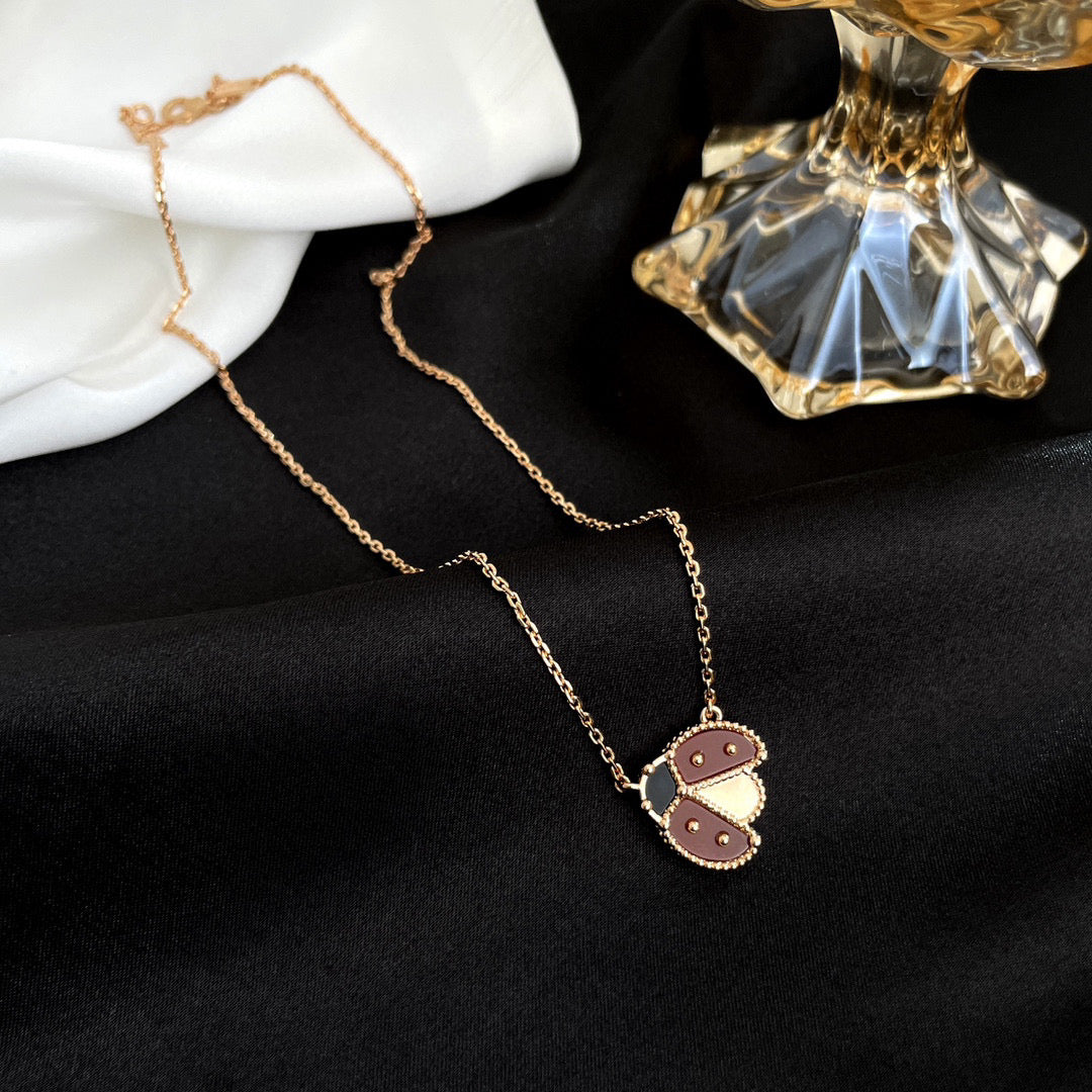 [Plus&Max]LUCKY  CARNELIANS LADYBUG NECKLACE