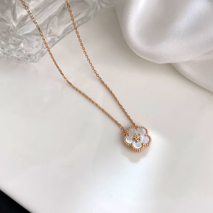 [Plus&Max]LUCKY  WHITE MOP  PLUM BLOSSOM NECKLACE
