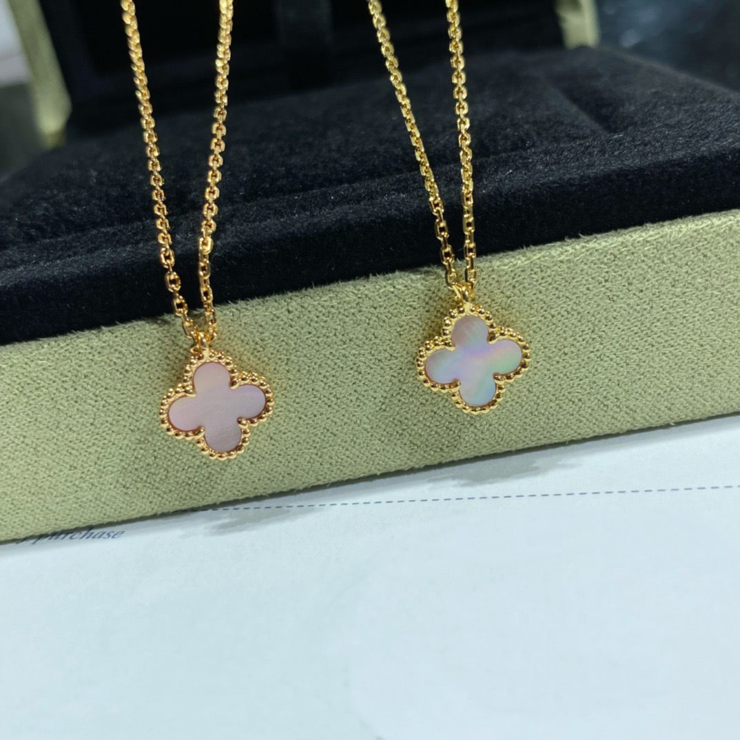 [Plus&Max]CLOVER 15MM PINK MOTHER-OF-PEARL SINGLE FLOWER NECKLACE