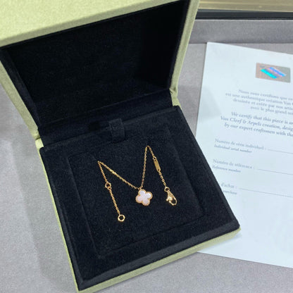 [Plus&Max]CLOVER 15MM PINK MOTHER-OF-PEARL SINGLE FLOWER NECKLACE