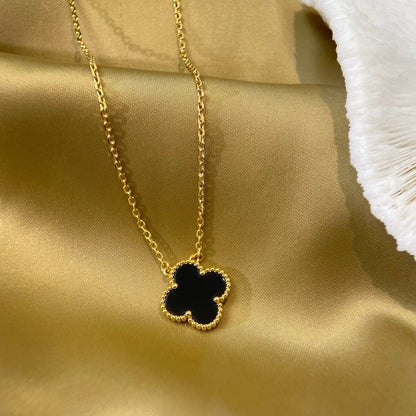 [Plus&Max]CLOVER 15MM BLACK ONYX SINGLE FLOWER NECKLACE