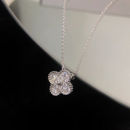 [Plus&Max]CLOVER 15MM DIAMOND SINGLE FLOWER NECKLACE