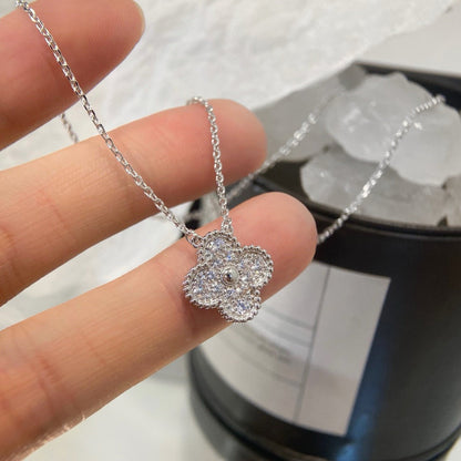 [Plus&Max]CLOVER 15MM DIAMOND SINGLE FLOWER NECKLACE