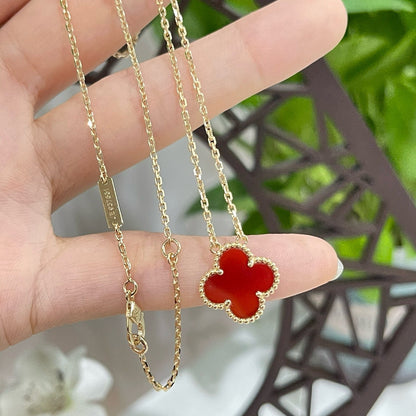 [Plus&Max]CLOVER 15MM CARNELIAN SINGLE FLOWER NECKLACE