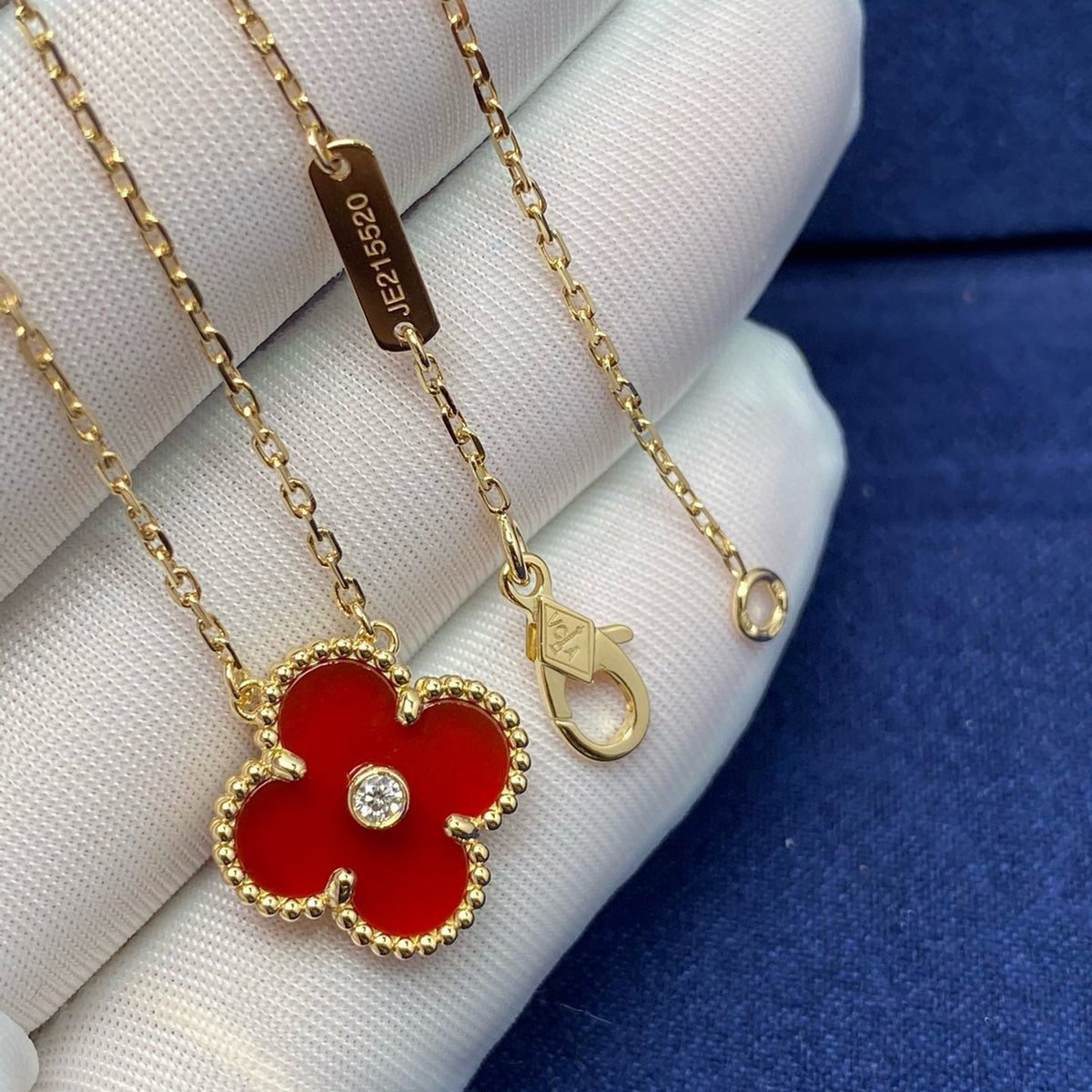 [Plus&Max]CLOVER 15MM DIAMOND CARNELIAN NECKLACE