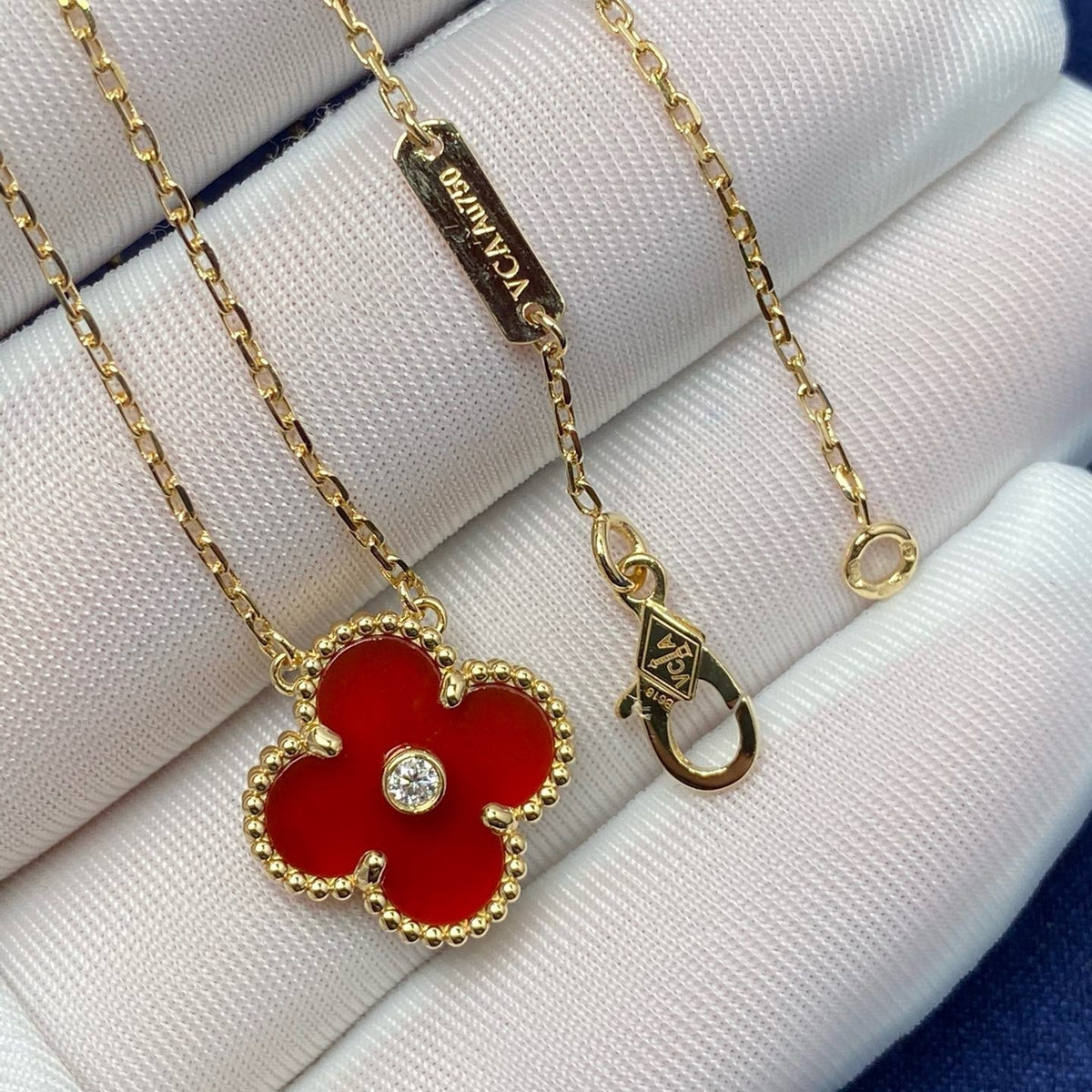 [Plus&Max]CLOVER 15MM DIAMOND CARNELIAN NECKLACE