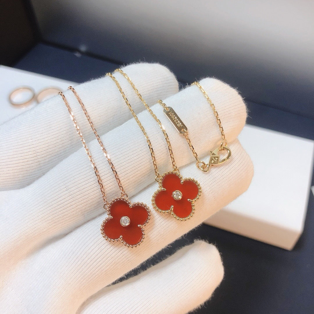 [Plus&Max]CLOVER 15MM DIAMOND CARNELIAN NECKLACE