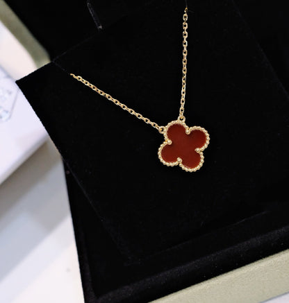 [Plus&Max]CLOVER 15MM CARNELIAN SINGLE FLOWER NECKLACE
