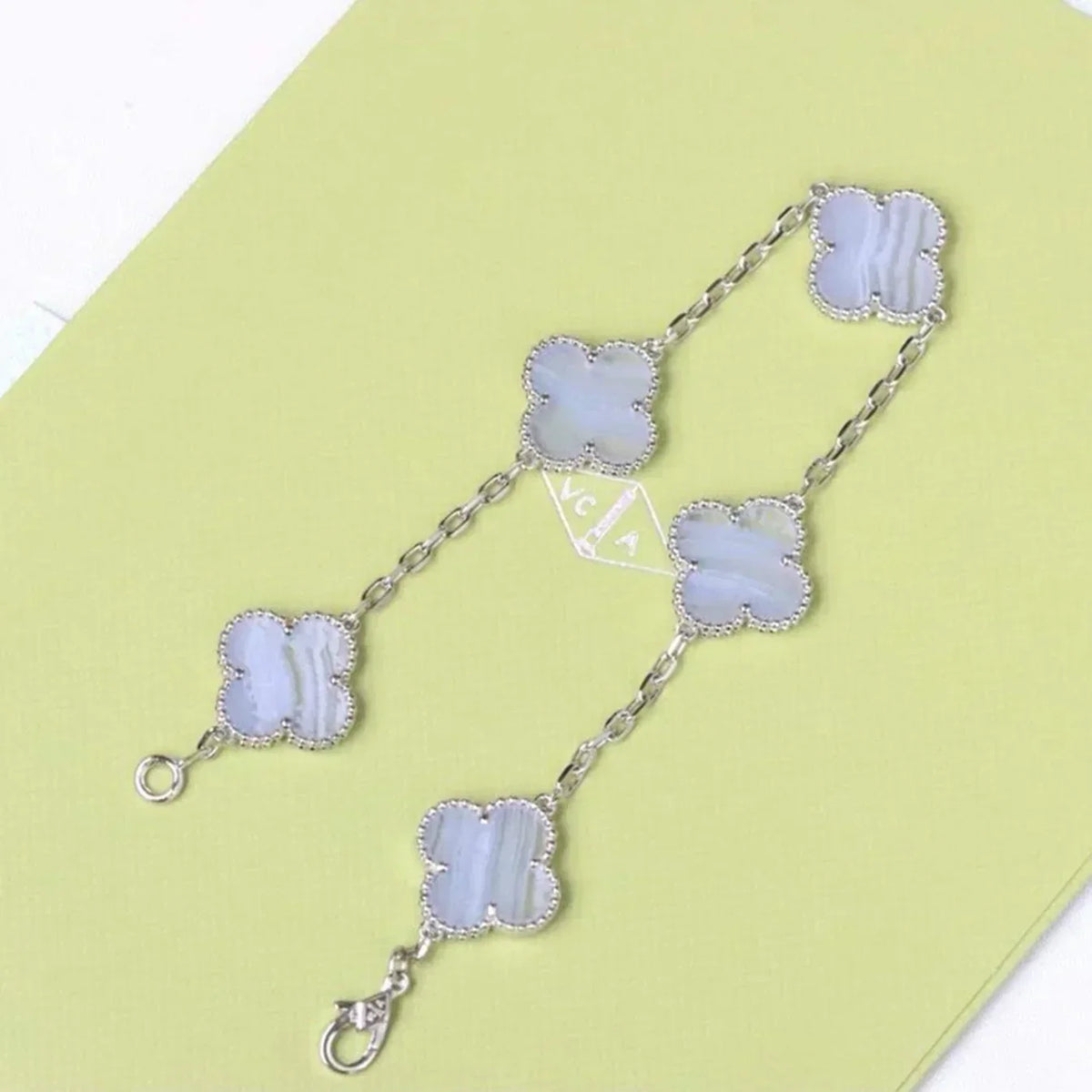 [Plus&Max]LUCKY CLOVER 5-MOTIF BRACELET - PURPLE CHALCEDONY COLLECTION