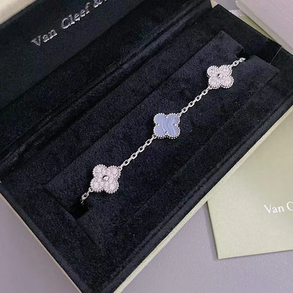 [Plus&Max]LUCKY CLOVER 5-MOTIF BRACELET - PURPLE CHALCEDONY COLLECTION