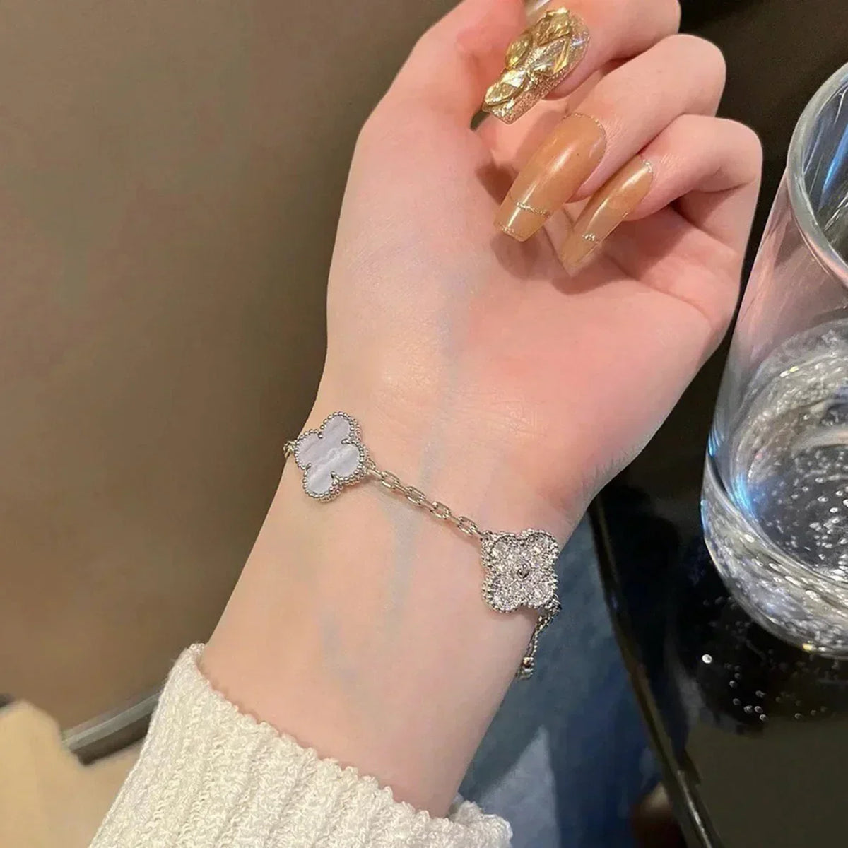 [Plus&Max]LUCKY CLOVER 5-MOTIF BRACELET - PURPLE CHALCEDONY COLLECTION