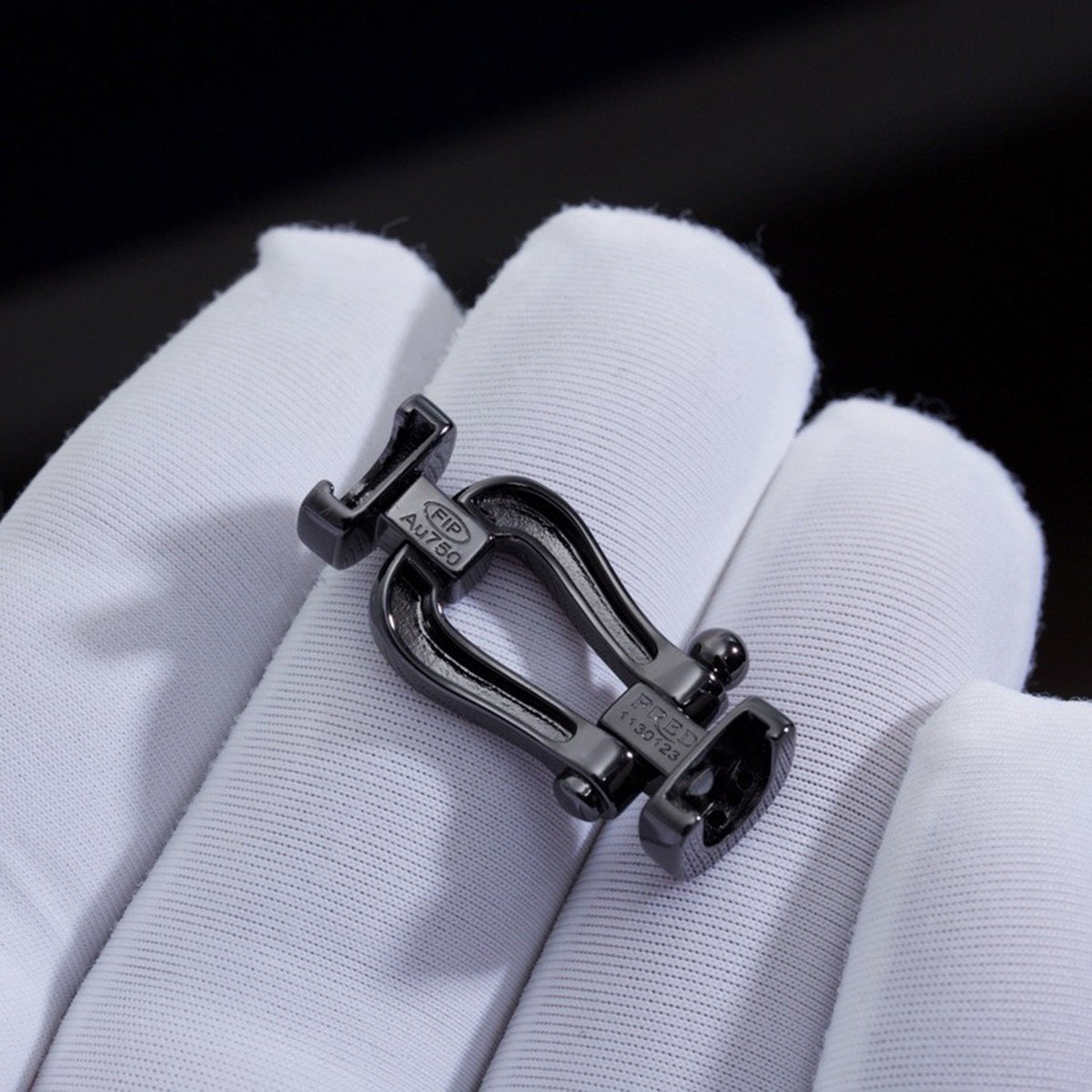 [Plus&Max]FORCE LARGE SERIES HORSESHOE BLACK SAMURAI BRACELET