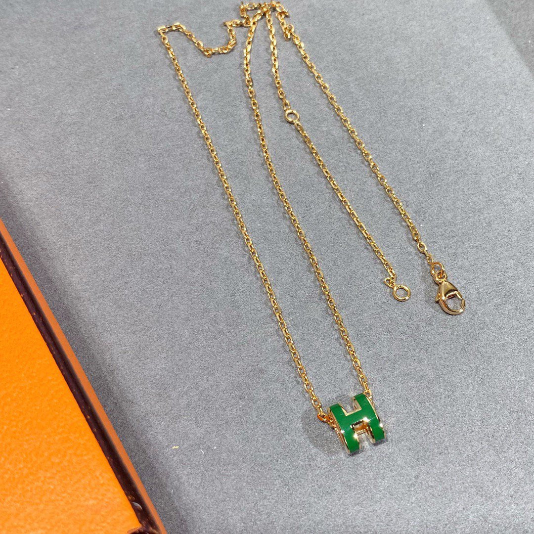 [Plus&Max]POP H GREEN NECKLACE SILVER AND GOLD