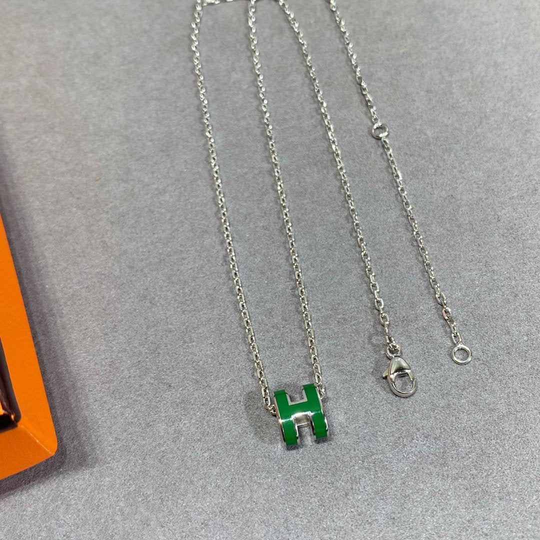 [Plus&Max]POP H GREEN NECKLACE SILVER AND GOLD