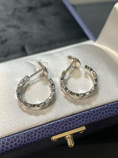 [Plus&Max]Hollow Design Four-Leaf Clover Flower Shape Earrings