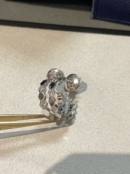 [Plus&Max]Hollow Design Four-Leaf Clover Flower Shape Earrings