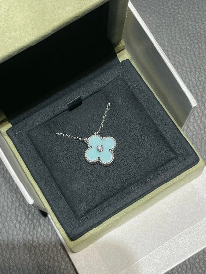 [Plus&Max]CLOVER 1 DIAMOND LIGHT BLUE SILVER NECKLACE